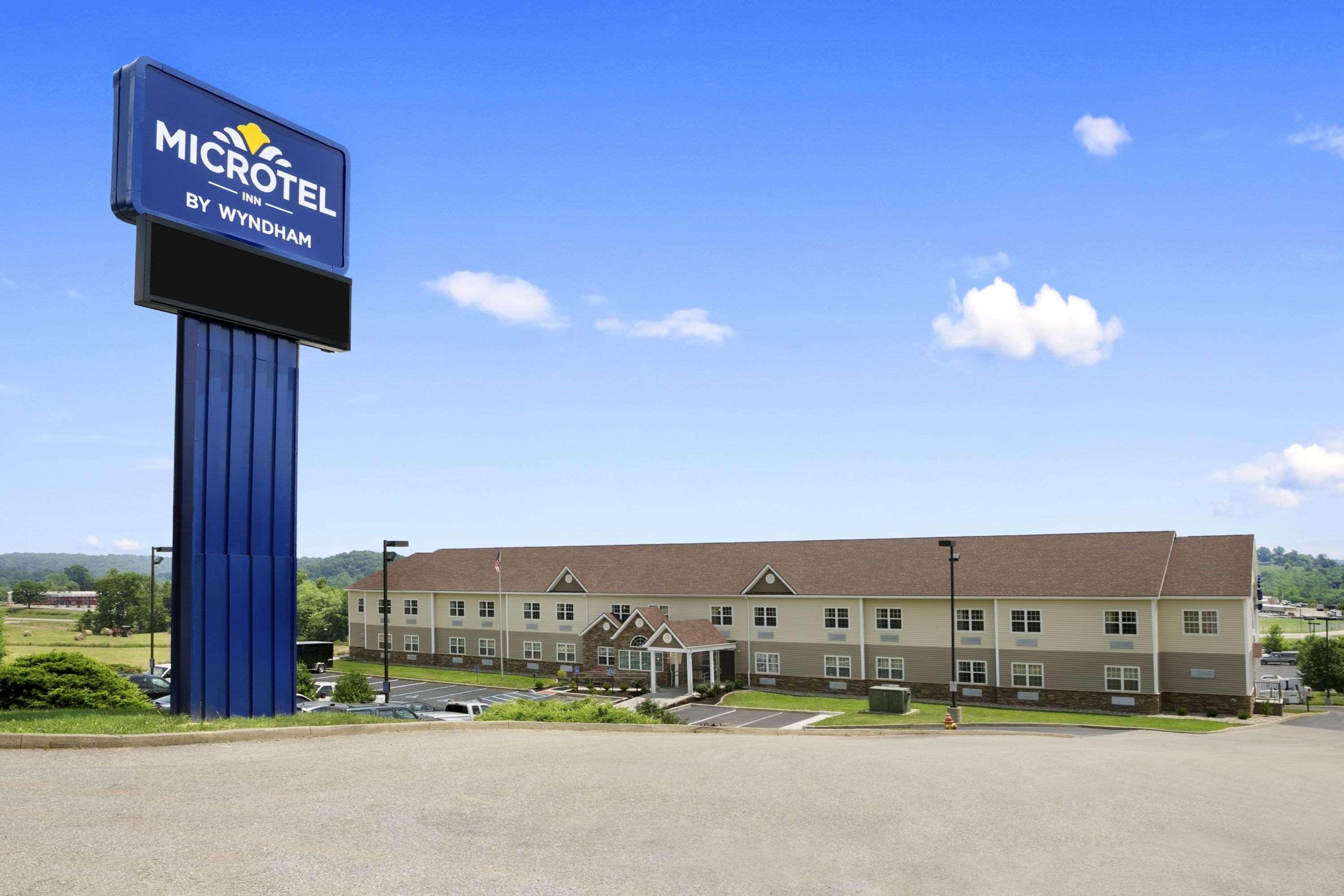 Microtel Inn & Suites By Wyndham Mineral Wells/Parkersburg Exterior foto